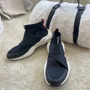 Sorel Explorer Defy Mid Women Sneakers